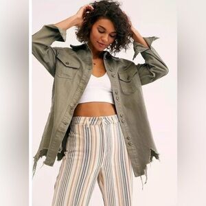 Free People Moonchild Distressed Denim Shirt Jacket Olive Green Women’s Small